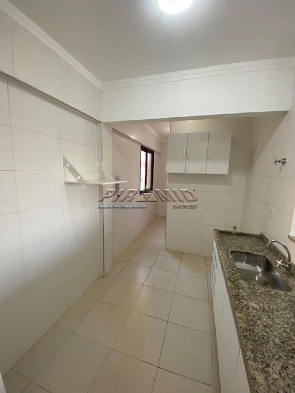 Alugar Apartamento / Padr&atilde;o em Ribeir&atilde;o Preto R$ 1.390,00 - Foto 11