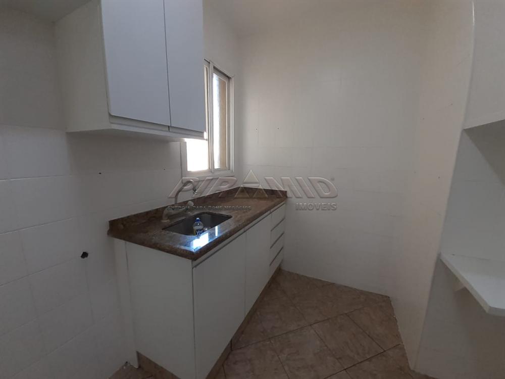 Alugar Apartamento / Padr&atilde;o em Ribeir&atilde;o Preto R$ 1.550,00 - Foto 14