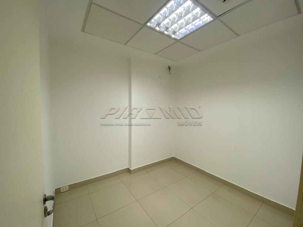 Alugar Comercial / Sala em Ribeir&atilde;o Preto R$ 3.200,00 - Foto 3