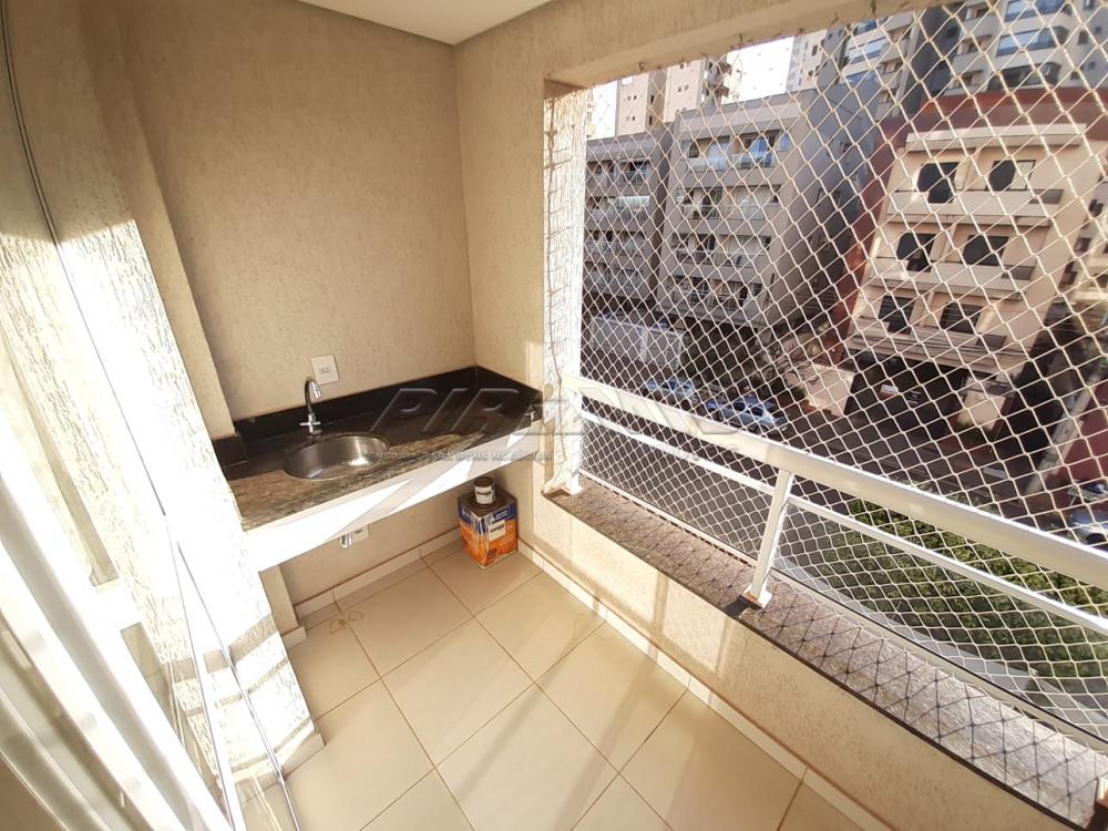 Alugar Apartamento / Padr&atilde;o em Ribeir&atilde;o Preto R$ 1.750,00 - Foto 4