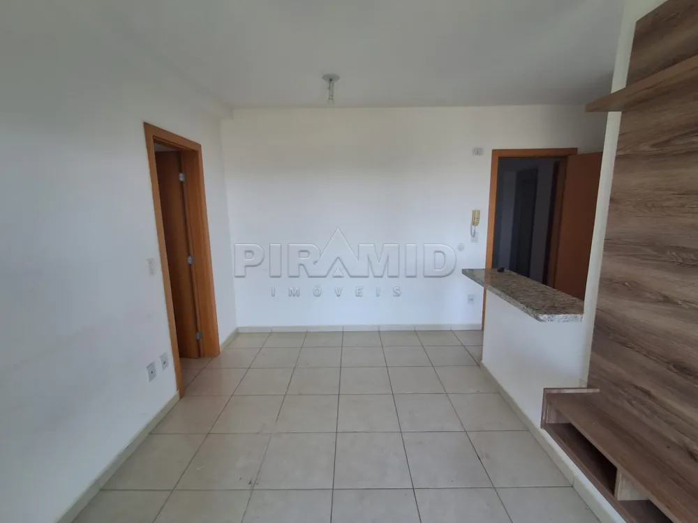 Alugar Apartamento / Padr&atilde;o em Ribeir&atilde;o Preto R$ 1.300,00 - Foto 4