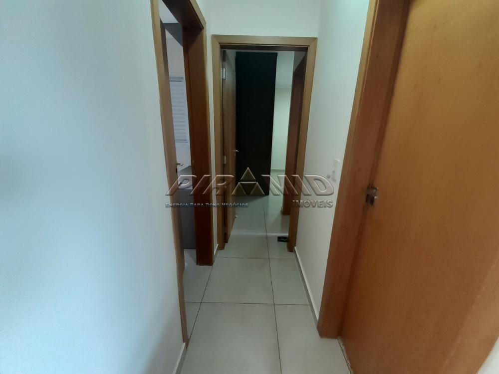 Alugar Apartamento / Padr&atilde;o em Ribeir&atilde;o Preto R$ 1.800,00 - Foto 6