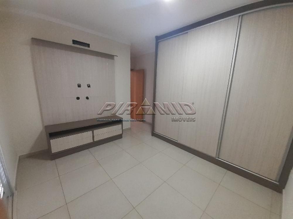 Alugar Apartamento / Padr&atilde;o em Ribeir&atilde;o Preto R$ 1.800,00 - Foto 8