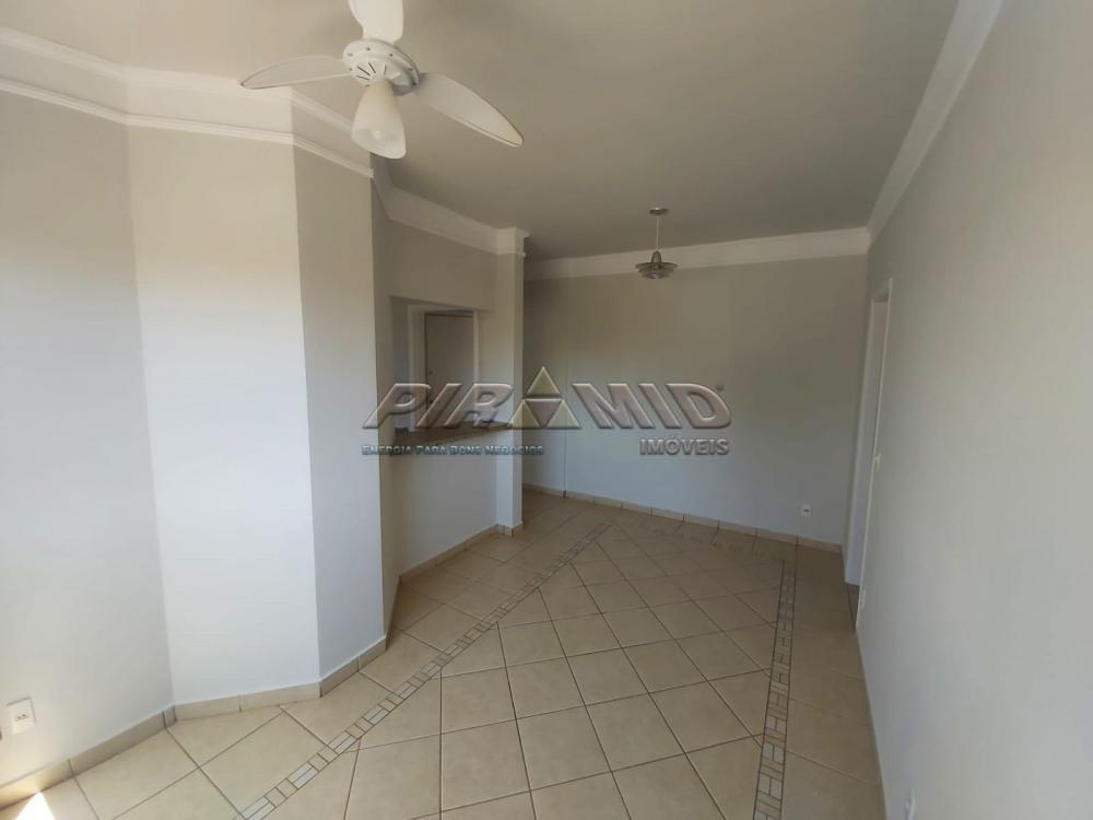 Alugar Apartamento / Padr&atilde;o em Ribeir&atilde;o Preto R$ 1.350,00 - Foto 2