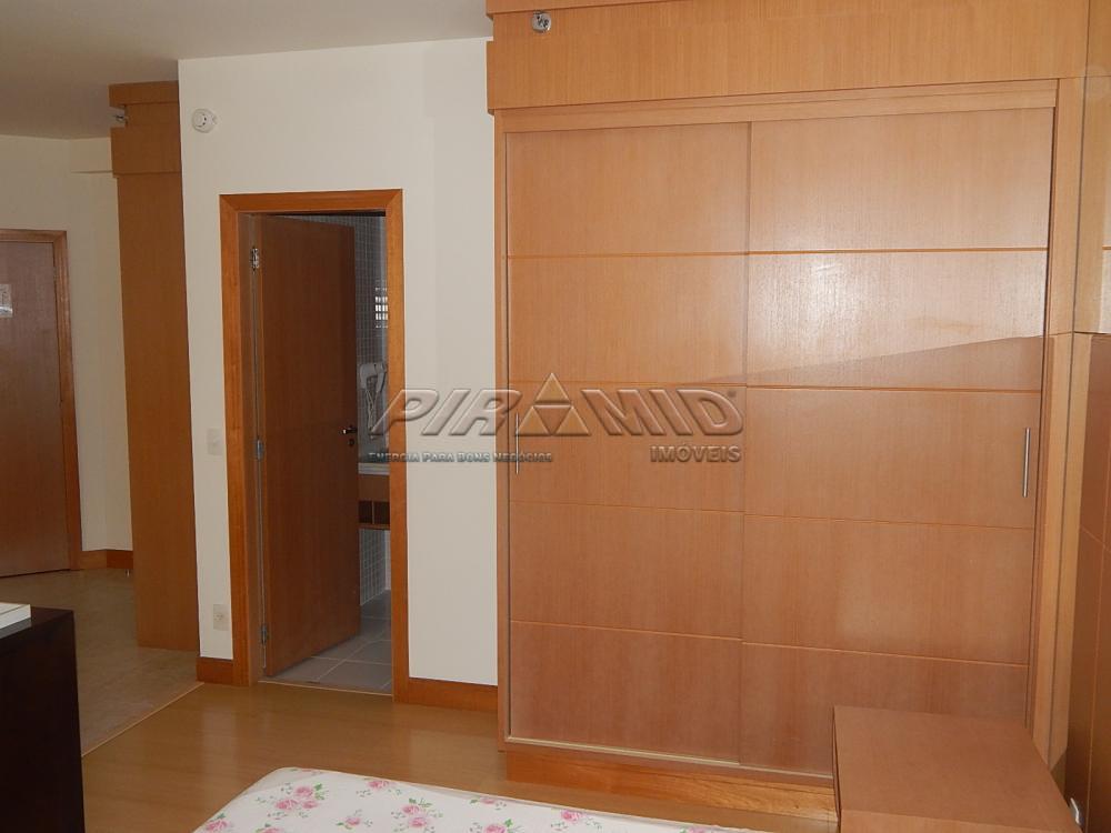 Alugar Apartamento / Padr&atilde;o em Ribeir&atilde;o Preto R$ 2.600,00 - Foto 4