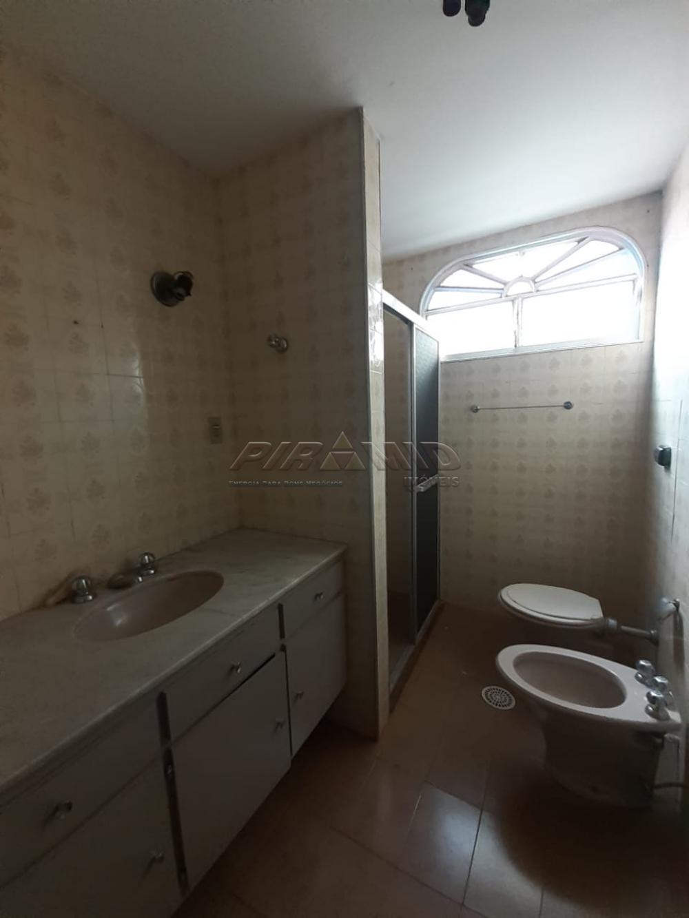 Alugar Apartamento / Padr&atilde;o em Ribeir&atilde;o Preto R$ 1.100,00 - Foto 16