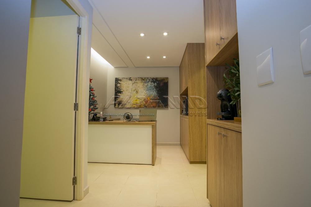 Alugar Comercial / Sala em Ribeir&atilde;o Preto R$ 4.500,00 - Foto 1