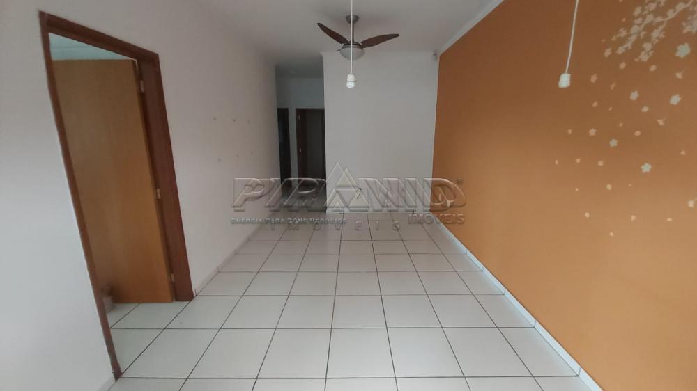 Alugar Casa / Padr&atilde;o em Ribeir&atilde;o Preto R$ 2.100,00 - Foto 3