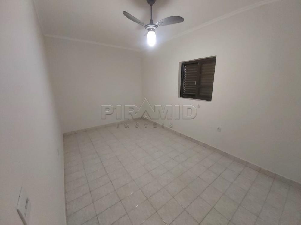 Alugar Casa / Padr&atilde;o em Ribeir&atilde;o Preto R$ 1.600,00 - Foto 9