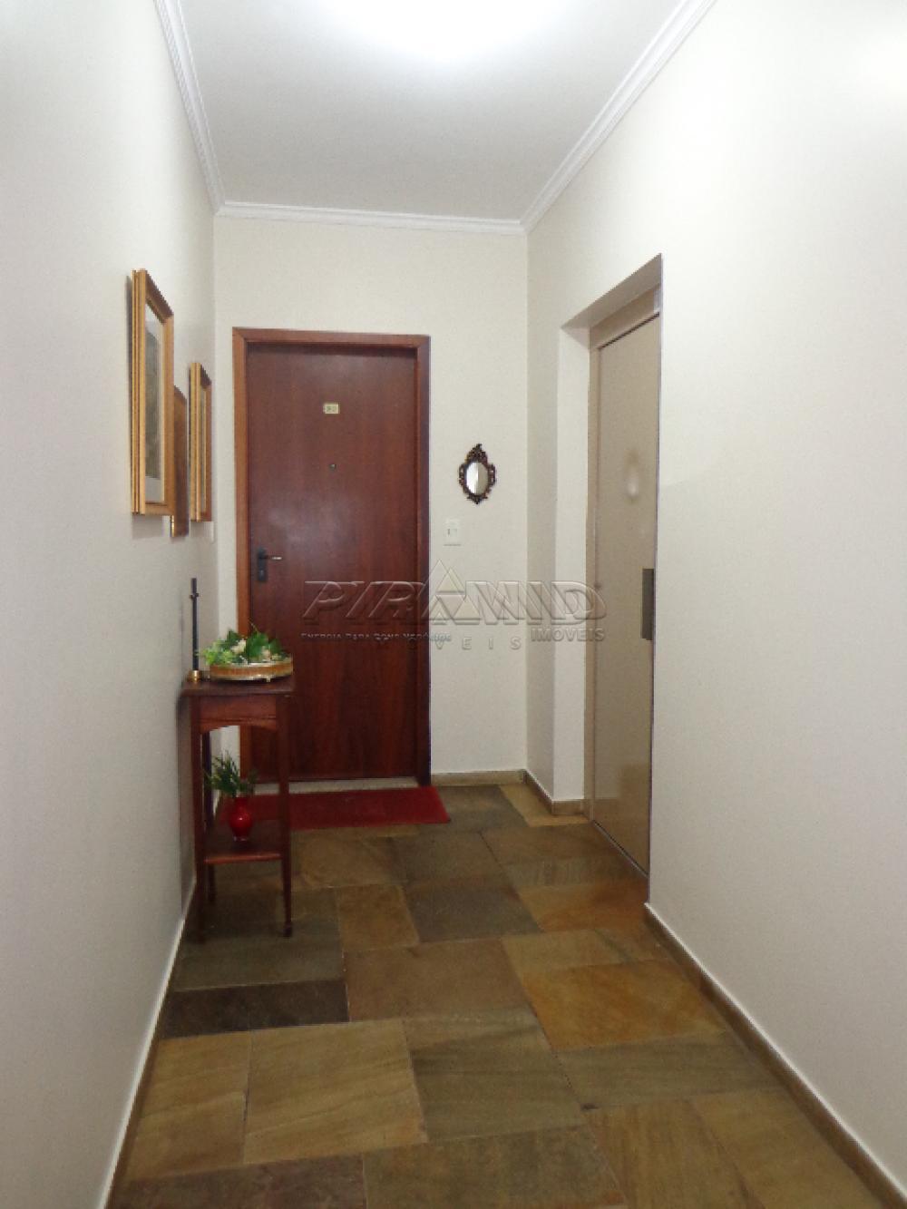 Alugar Apartamento / Padr&atilde;o em Ribeir&atilde;o Preto R$ 1.600,00 - Foto 2