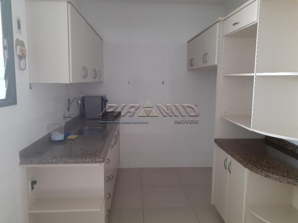 Alugar Apartamento / Padr&atilde;o em Ribeir&atilde;o Preto R$ 1.700,00 - Foto 17