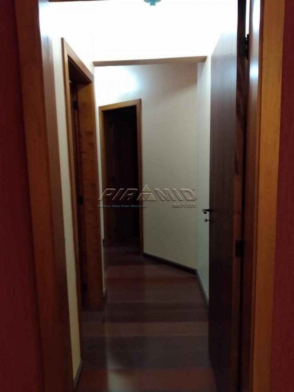 Alugar Apartamento / Padr&atilde;o em Ribeir&atilde;o Preto R$ 1.800,00 - Foto 4