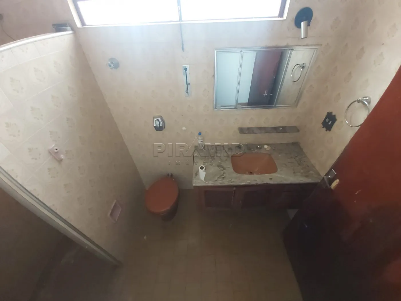 Alugar Casa / Padr&atilde;o em Ribeir&atilde;o Preto R$ 2.200,00 - Foto 4