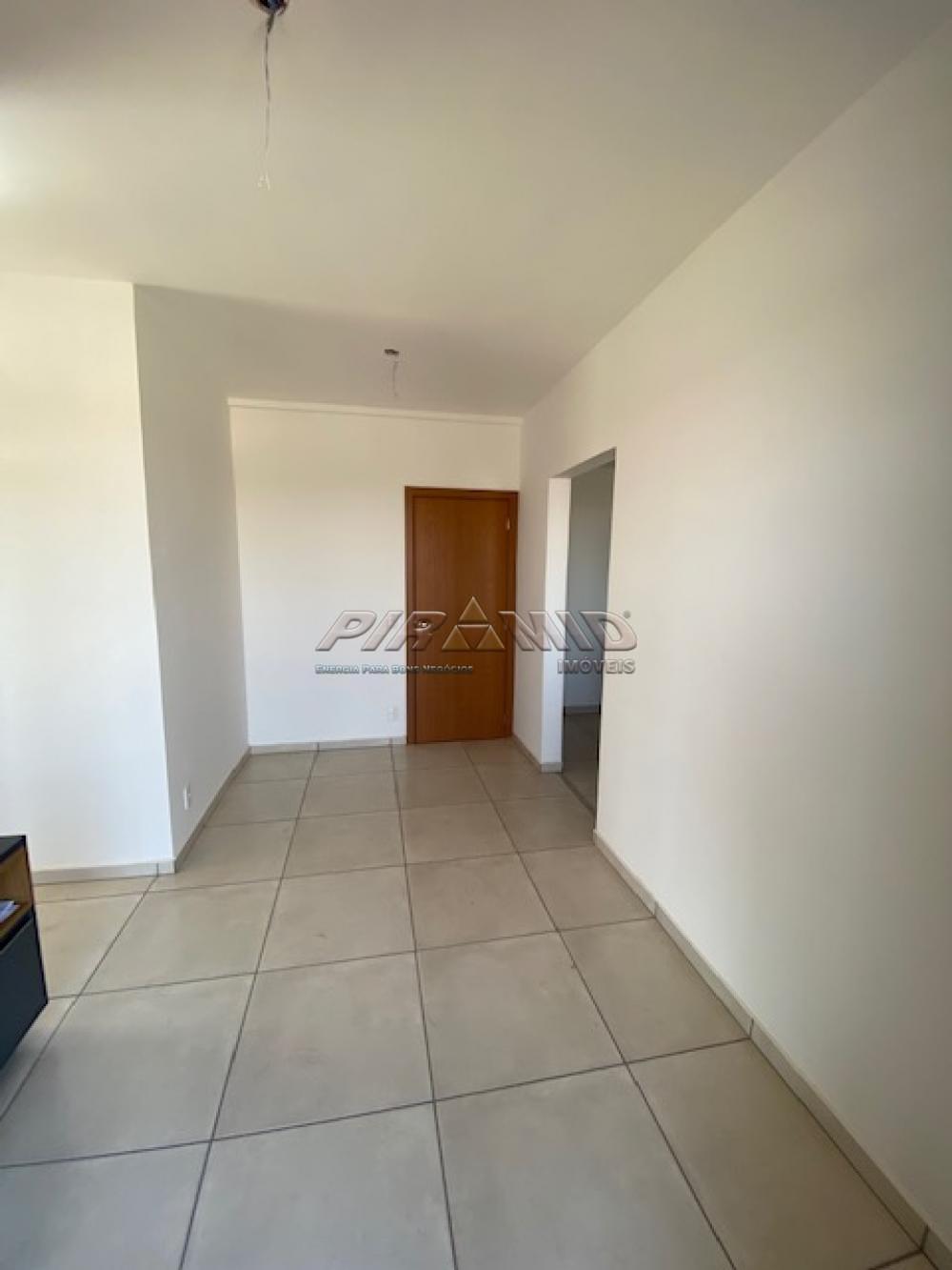 Alugar Apartamento / Padr&atilde;o em Ribeir&atilde;o Preto R$ 1.500,00 - Foto 1