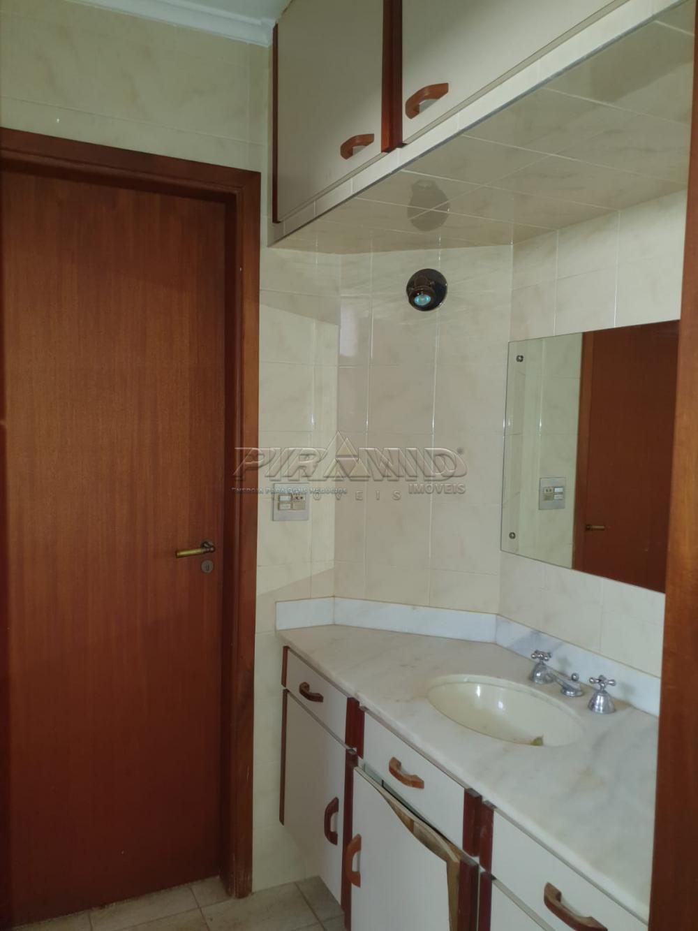 Alugar Apartamento / Padr&atilde;o em Ribeir&atilde;o Preto R$ 1.200,00 - Foto 14