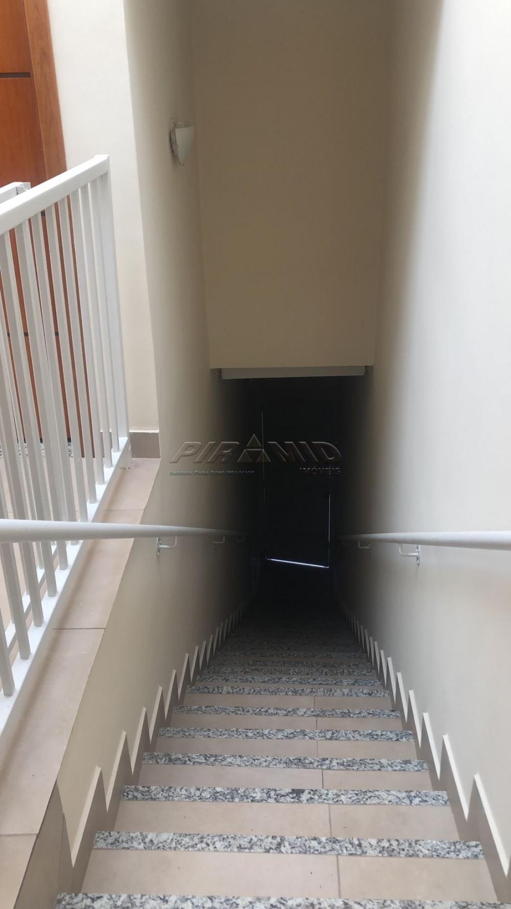 Alugar Apartamento / Padr&atilde;o em Ribeir&atilde;o Preto R$ 1.500,00 - Foto 2