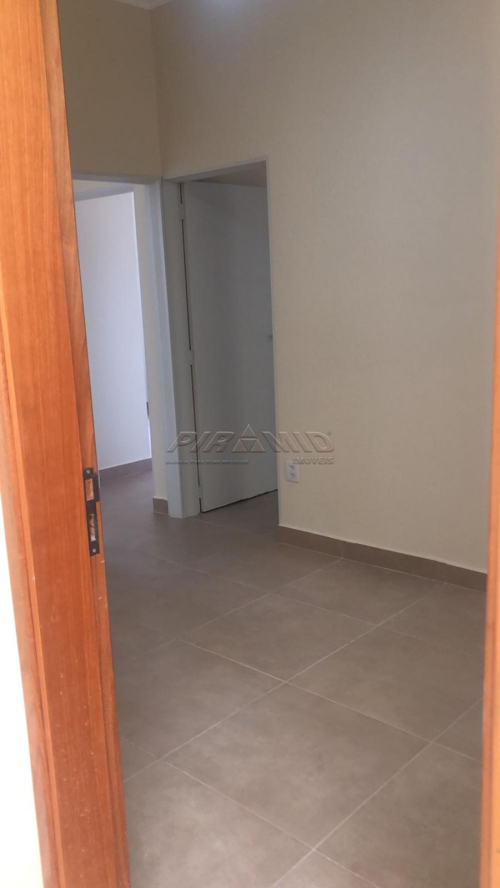 Alugar Apartamento / Padr&atilde;o em Ribeir&atilde;o Preto R$ 1.500,00 - Foto 3