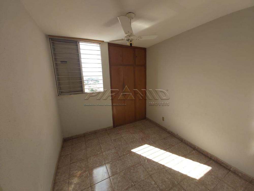 Alugar Apartamento / Padr&atilde;o em Ribeir&atilde;o Preto R$ 700,00 - Foto 6