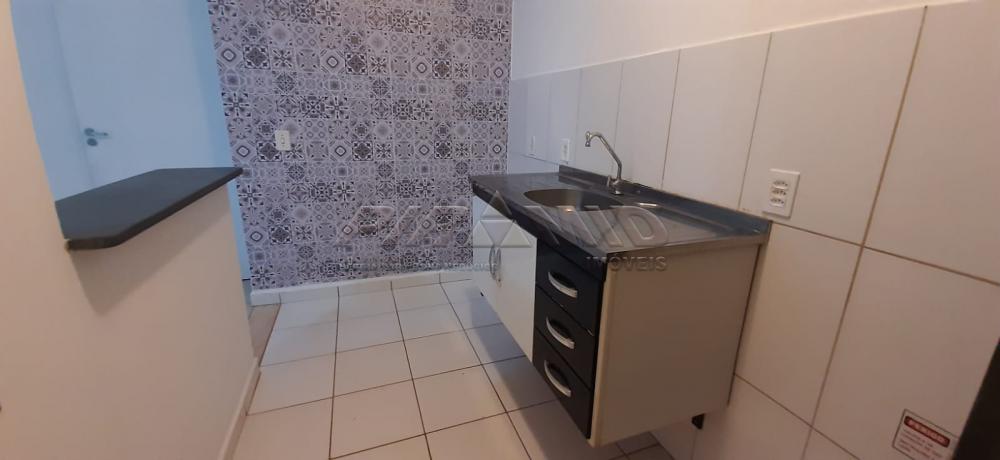 Alugar Apartamento / Padr&atilde;o em Ribeir&atilde;o Preto R$ 1.100,00 - Foto 3