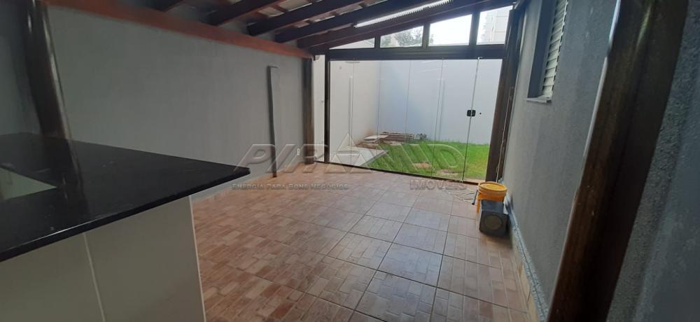 Alugar Apartamento / Padr&atilde;o em Ribeir&atilde;o Preto R$ 1.100,00 - Foto 17