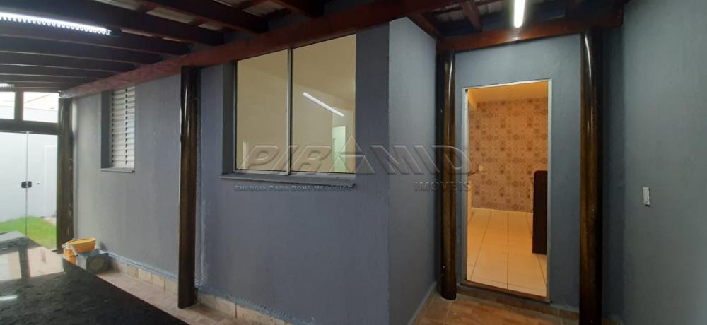 Alugar Apartamento / Padr&atilde;o em Ribeir&atilde;o Preto R$ 1.100,00 - Foto 18