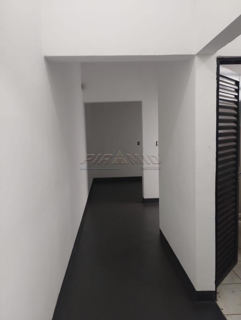 Alugar Comercial / Sal&atilde;o em Ribeir&atilde;o Preto R$ 1.550,00 - Foto 4