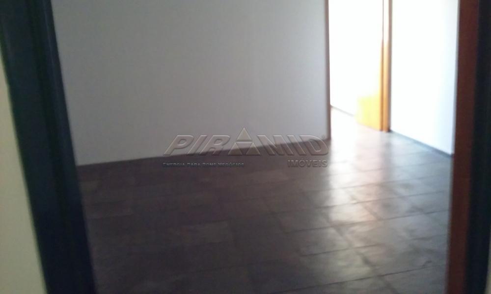 Alugar Comercial / Sala em Ribeir&atilde;o Preto R$ 650,00 - Foto 3