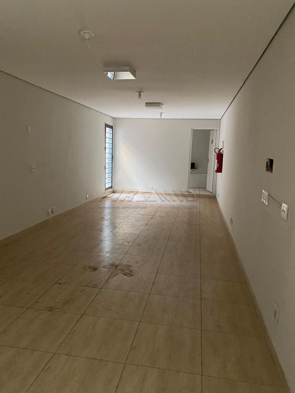 Alugar Comercial / Sala em Ribeir&atilde;o Preto R$ 2.050,00 - Foto 1