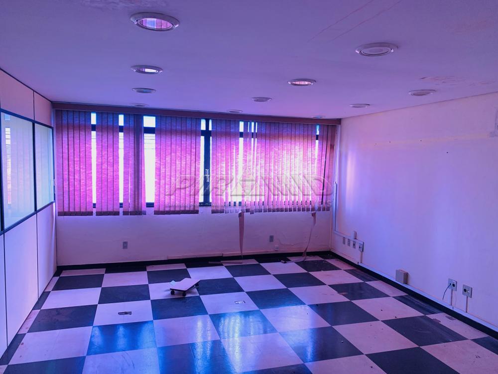 Alugar Comercial / Galp&atilde;o  Barrac&atilde;o em Ribeir&atilde;o Preto R$ 60.000,00 - Foto 27