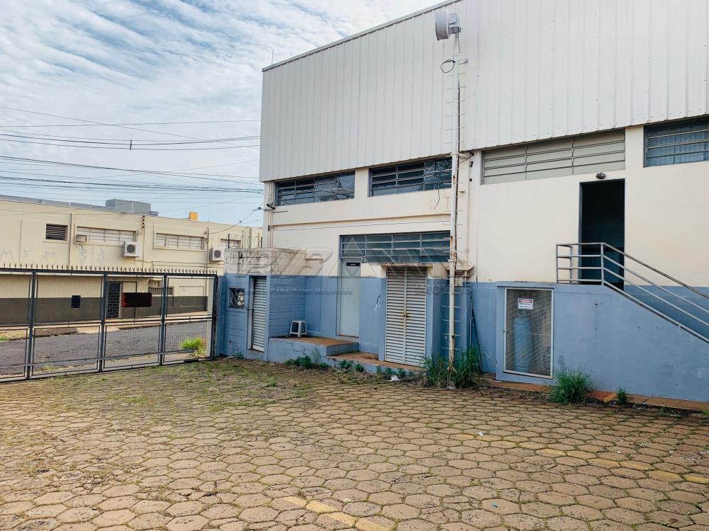 Alugar Comercial / Galp&atilde;o  Barrac&atilde;o em Ribeir&atilde;o Preto R$ 60.000,00 - Foto 34
