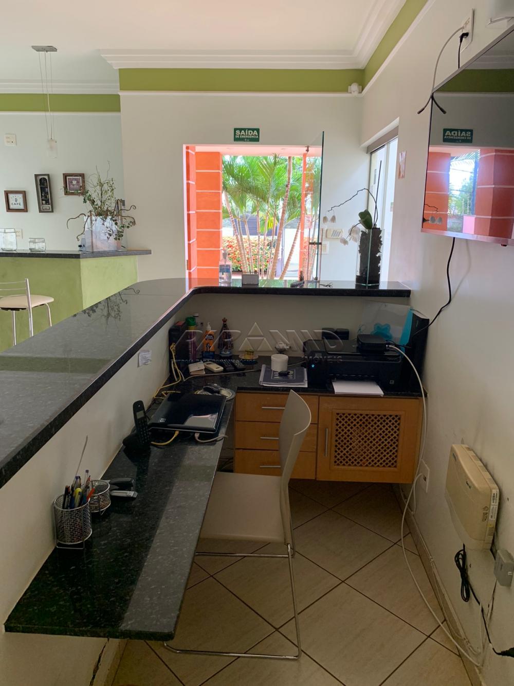 Alugar Casa / Padr&atilde;o em Ribeir&atilde;o Preto R$ 9.000,00 - Foto 5