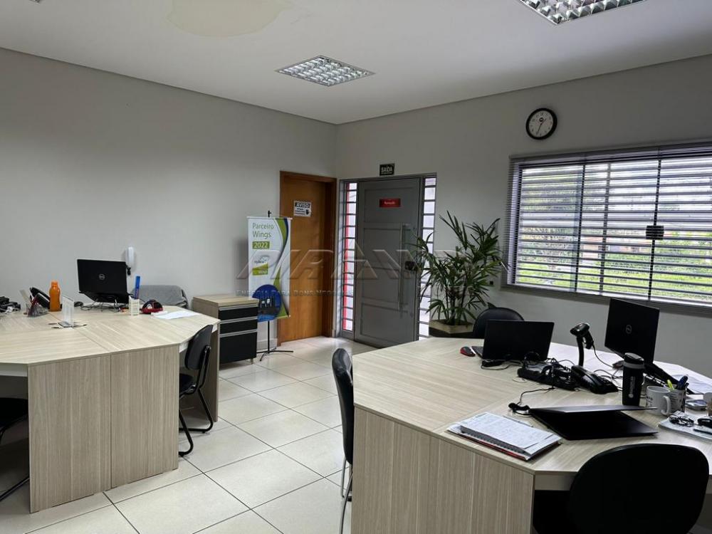 Alugar Comercial / Pr&eacute;dio em Ribeir&atilde;o Preto R$ 5.000,00 - Foto 3