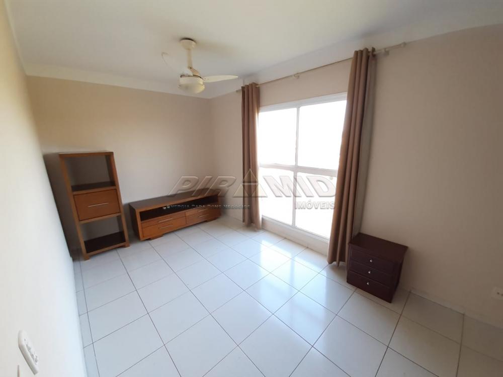 Alugar Apartamento / Padr&atilde;o em Ribeir&atilde;o Preto R$ 1.300,00 - Foto 2