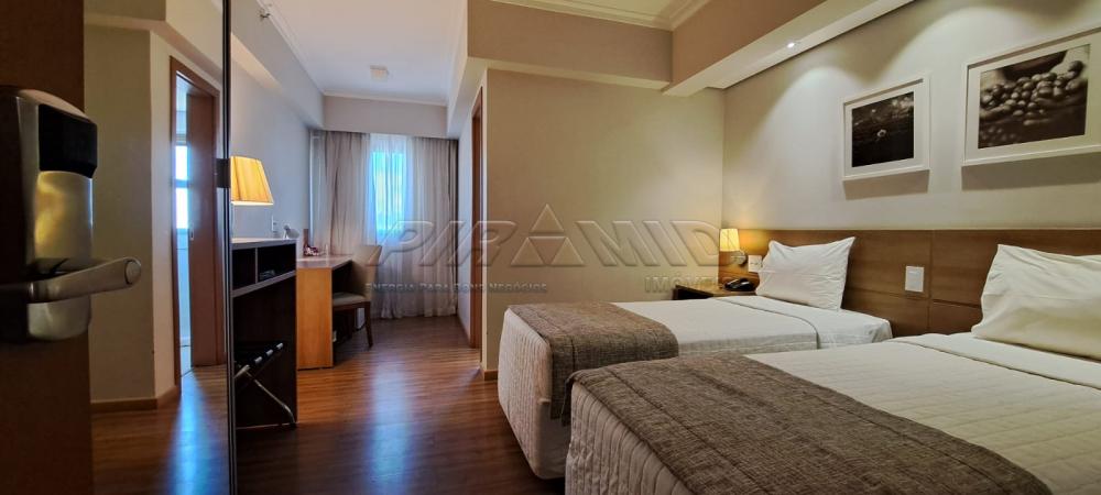 Comprar Apartamento / Flat em Ribeir&atilde;o Preto R$ 350.000,00 - Foto 1