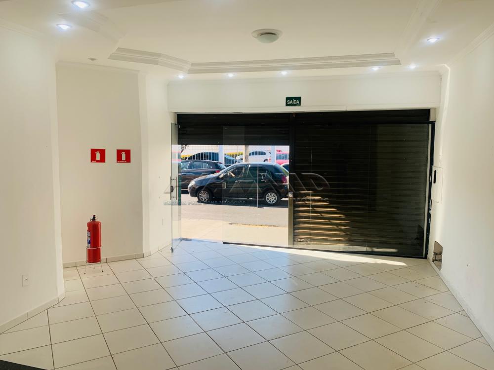 Alugar Comercial / Sal&atilde;o em Ribeir&atilde;o Preto R$ 2.500,00 - Foto 6