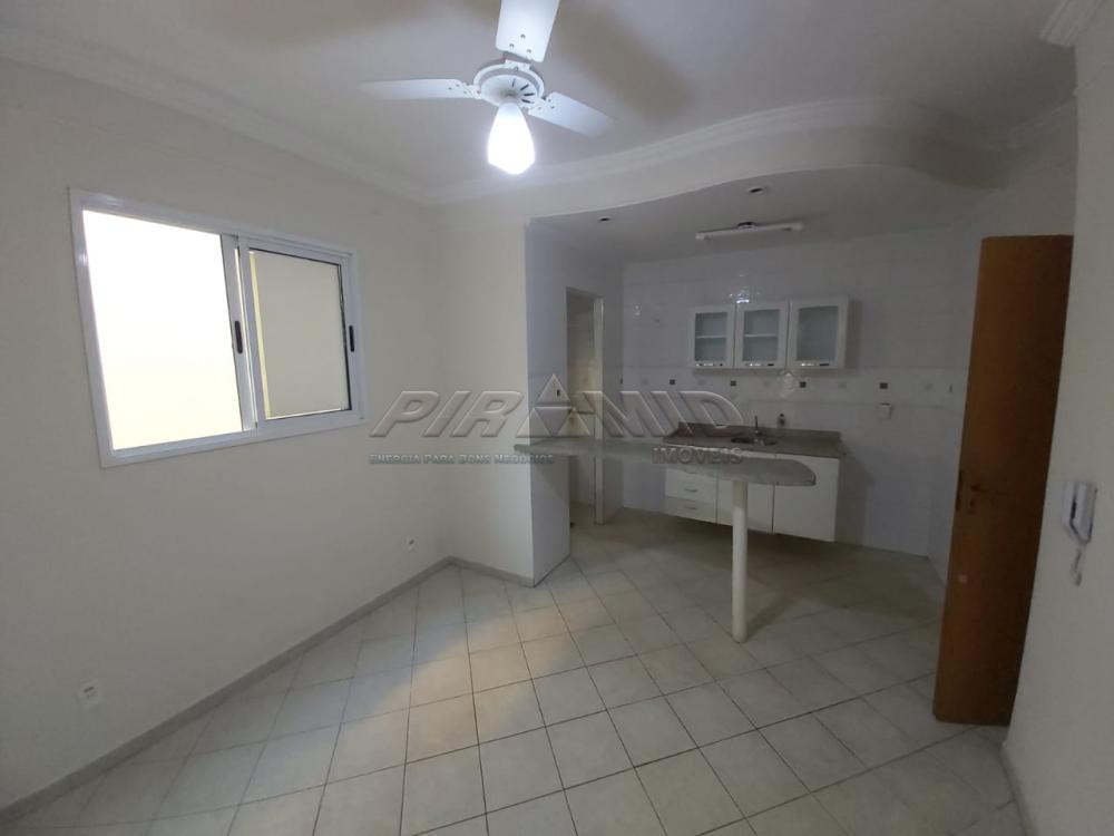 Alugar Apartamento / Padr&atilde;o em Ribeir&atilde;o Preto R$ 850,00 - Foto 2