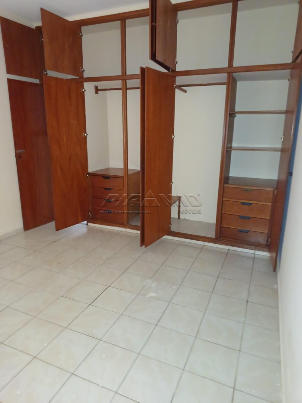 Alugar Casa / Padr&atilde;o em Ribeir&atilde;o Preto R$ 2.100,00 - Foto 13
