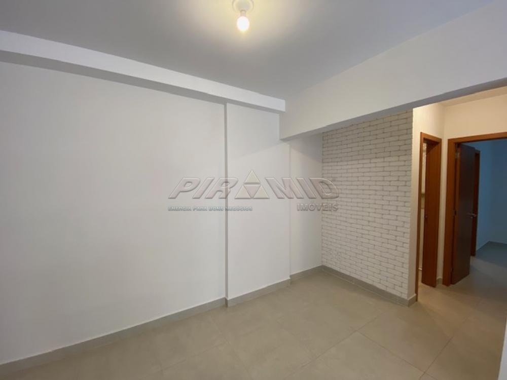 Alugar Apartamento / Padr&atilde;o em Ribeir&atilde;o Preto R$ 2.100,00 - Foto 4