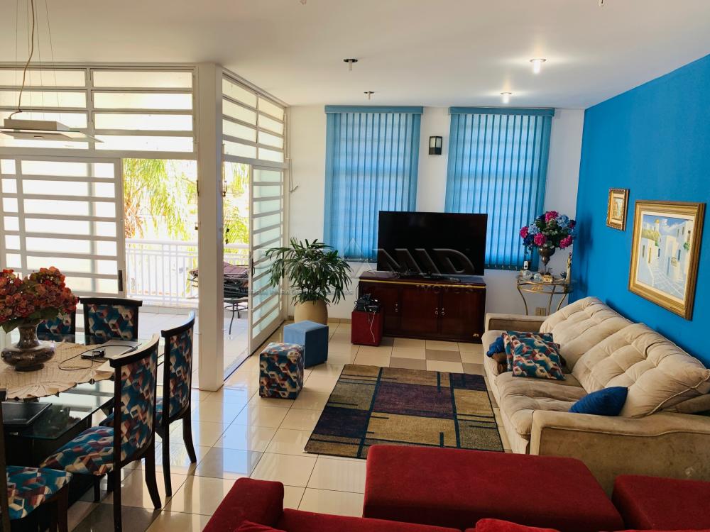 Alugar Casa / Padr&atilde;o em Ribeir&atilde;o Preto R$ 9.000,00 - Foto 1