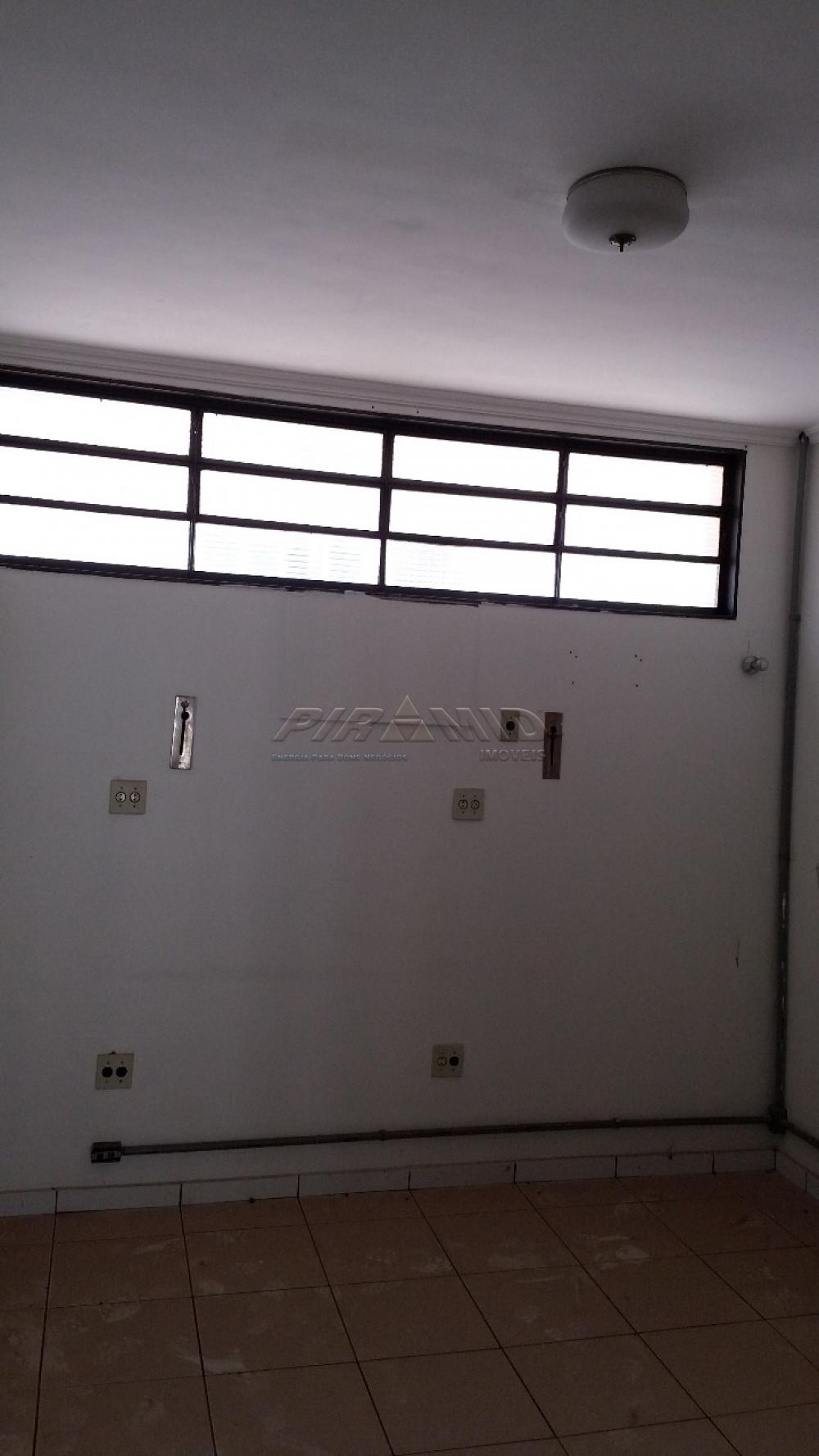 Alugar Comercial / Sala em Ribeir&atilde;o Preto R$ 4.000,00 - Foto 14