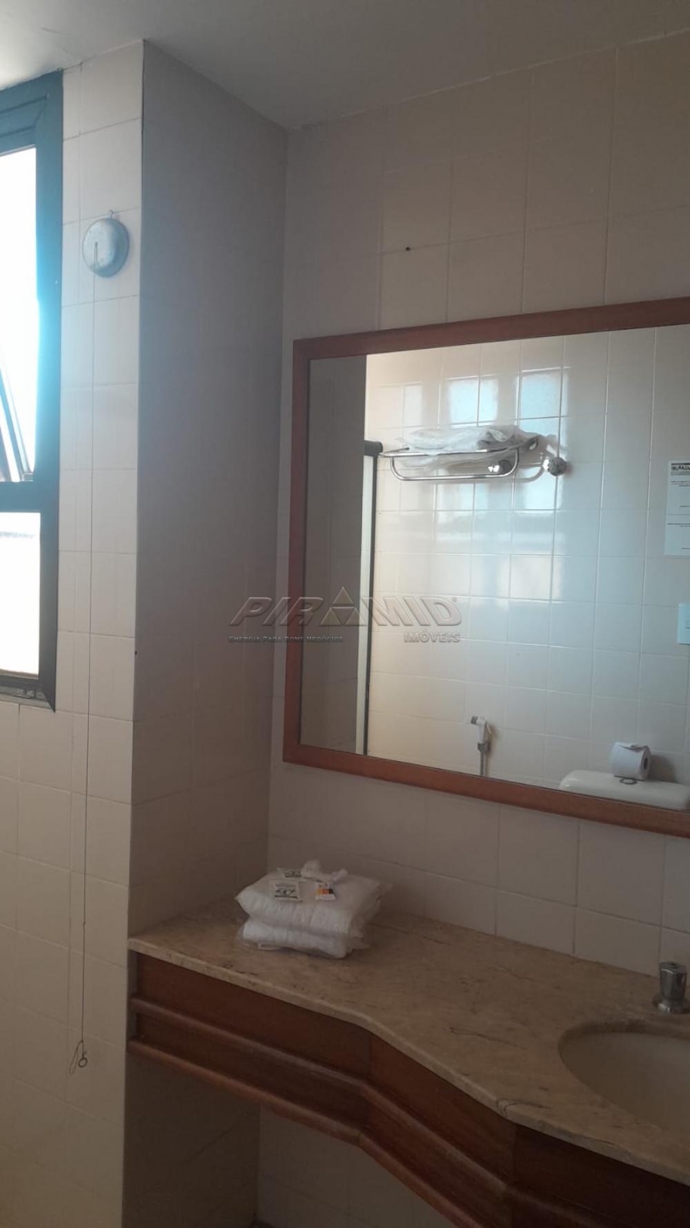 Alugar Apartamento / Padr&atilde;o em Ribeir&atilde;o Preto R$ 1.500,00 - Foto 11