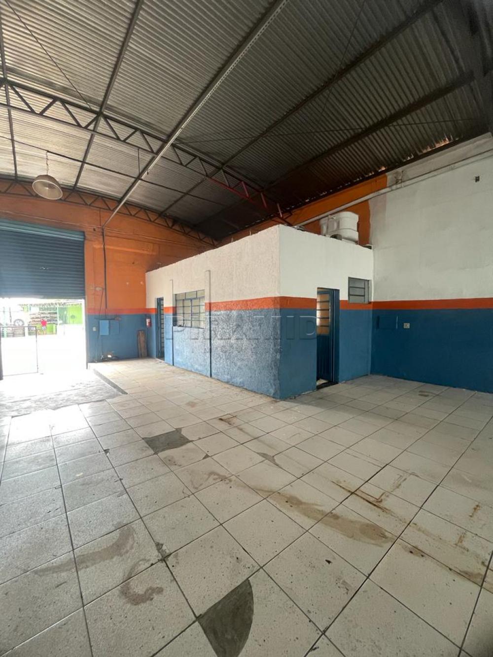 Alugar Comercial / Galp&atilde;o  Barrac&atilde;o em Ribeir&atilde;o Preto R$ 3.000,00 - Foto 12