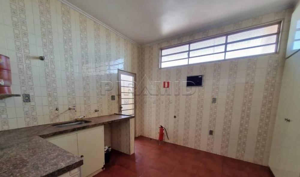 Alugar Casa / Padr&atilde;o em Ribeir&atilde;o Preto R$ 5.100,00 - Foto 17