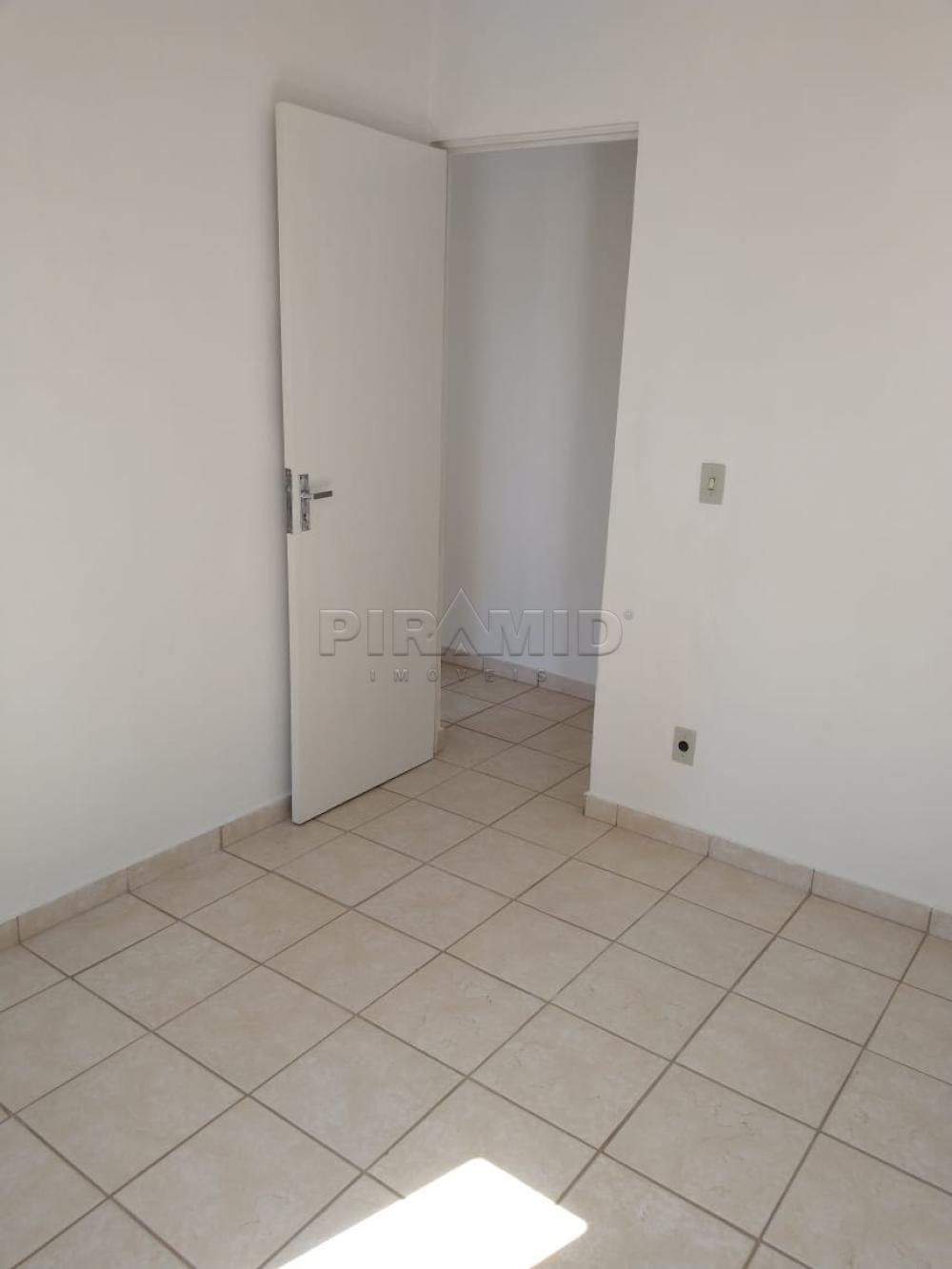 Alugar Apartamento / Padr&atilde;o em Ribeir&atilde;o Preto R$ 1.100,00 - Foto 4
