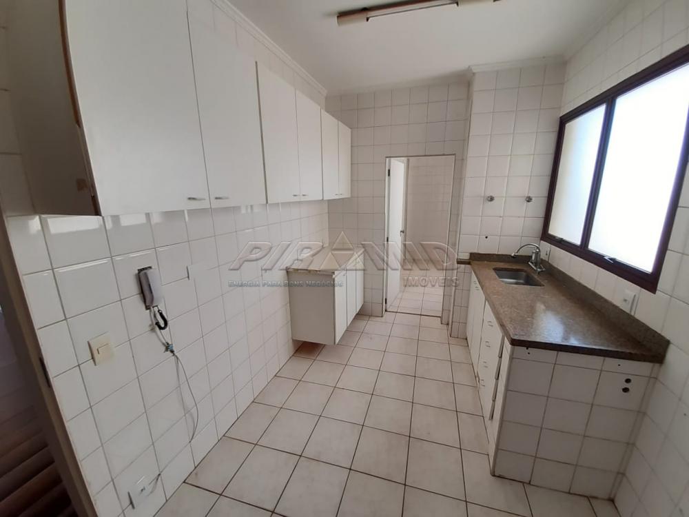 Alugar Apartamento / Padr&atilde;o em Ribeir&atilde;o Preto R$ 1.300,00 - Foto 18
