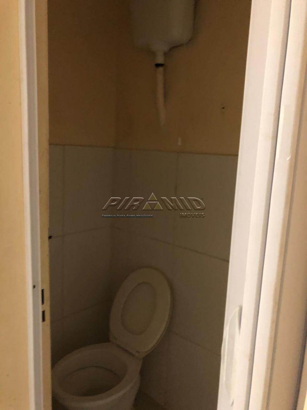 Alugar Casa / Padr&atilde;o em Ribeir&atilde;o Preto R$ 1.800,00 - Foto 3