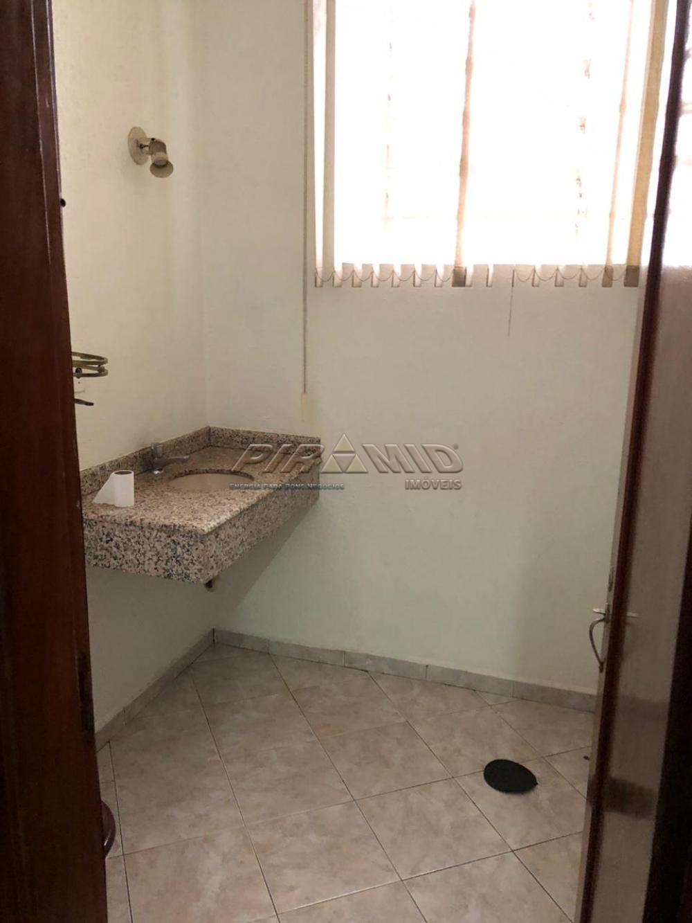 Alugar Casa / Padr&atilde;o em Ribeir&atilde;o Preto R$ 1.800,00 - Foto 10