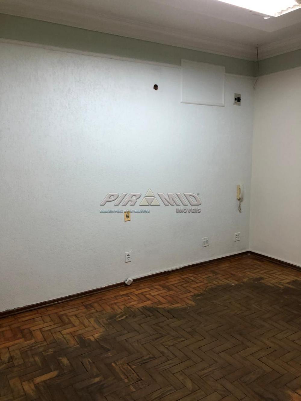 Alugar Casa / Padr&atilde;o em Ribeir&atilde;o Preto R$ 1.800,00 - Foto 20