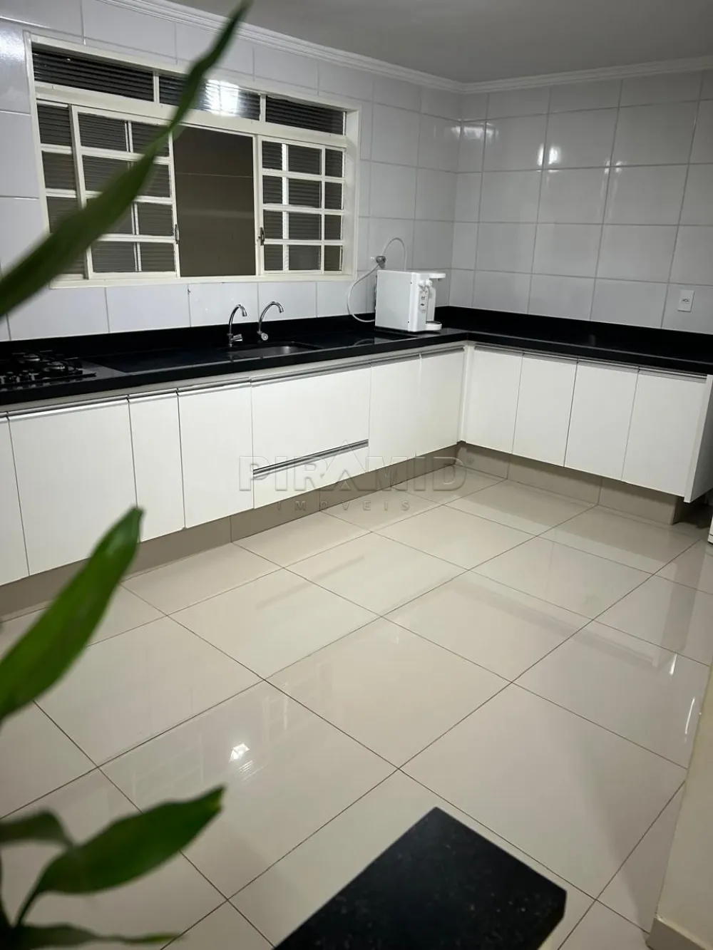 Comprar Casa / Padr&atilde;o em Ribeir&atilde;o Preto R$ 465.000,00 - Foto 17