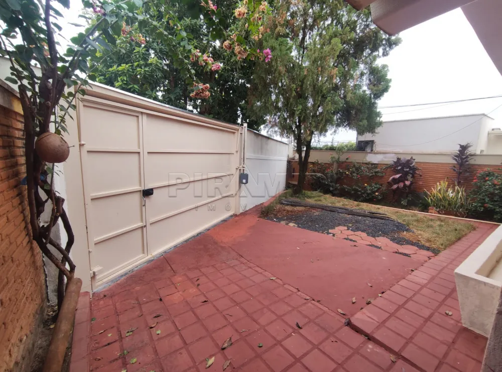 Alugar Casa / Padr&atilde;o em Ribeir&atilde;o Preto R$ 2.100,00 - Foto 3
